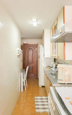 Apartamento à venda com 110m², 3 quartos e 2 vagasCozinha