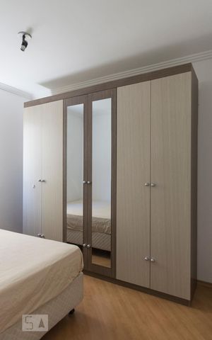 Apartamento à venda com 50m², 2 quartos e 1 vagaQuarto 1 (Armários)