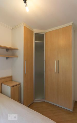 Apartamento à venda com 50m², 2 quartos e 1 vagaQuarto 2 (Armários)