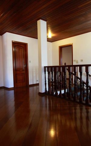 Casa para alugar com 647m², 5 quartos e 4 vagasSala