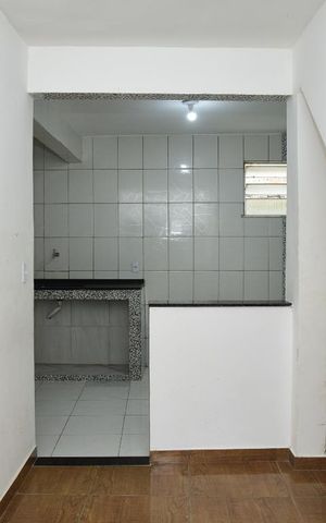 Casa à venda com 42m², 1 quarto e sem vagaSala