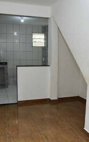 Casa à venda com 42m², 1 quarto e sem vagaSala