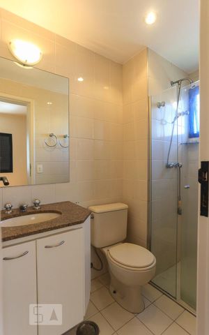 Apartamento para alugar com 83m², 3 quartos e 2 vagas Apartamento para alugar com 83m², 3 quartos e 2 vagasBanheiro da Suite