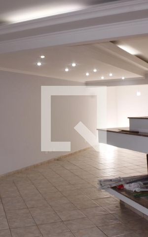 Casa à venda com 500m², 4 quartos e 2 vagasSala