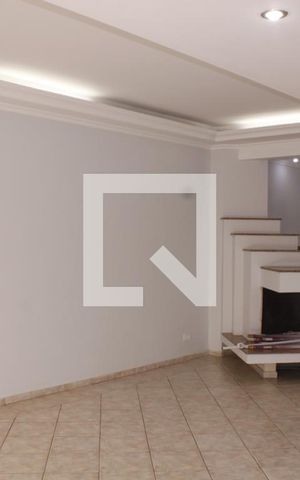 Casa à venda com 500m², 4 quartos e 2 vagasSala