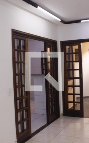 Casa à venda com 500m², 4 quartos e 2 vagasSala