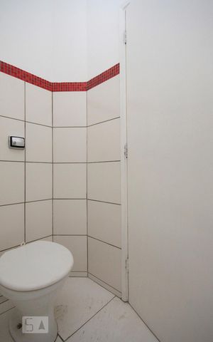 Studio para alugar com 28m², 1 quarto e sem vagaBanheiro