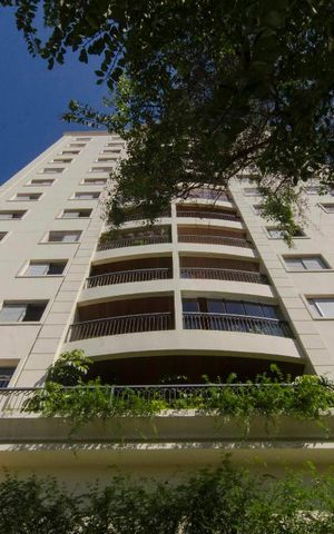 Apartamento à venda com 81m², 3 quartos e 2 vagasFachada