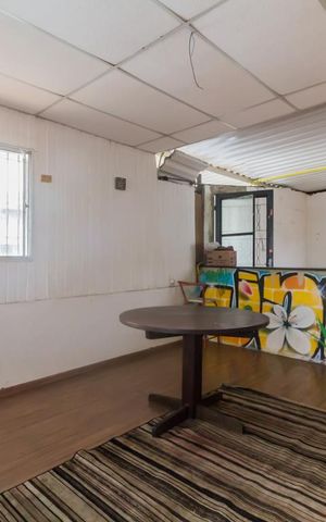 Studio para alugar com 120m², 1 quarto e sem vaga Studio para alugar com 120m², 1 quarto e sem vagaStudio