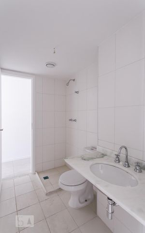 Apartamento à venda com 91m², 3 quartos e 2 vagasBanheiro