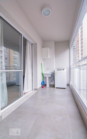 Studio à venda com 44m², 1 quarto e 1 vaga Studio à venda com 44m², 1 quarto e 1 vagaÁrea de Serviço com maquina de lavar