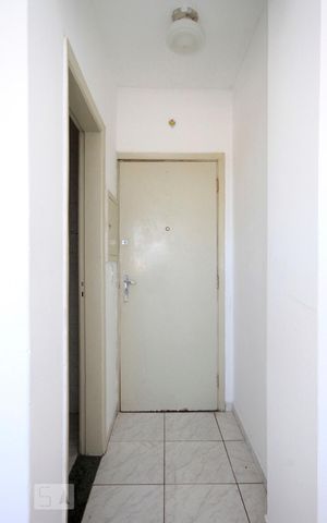 Apartamento à venda com 47m², 1 quarto e sem vagaHall de Entrada
