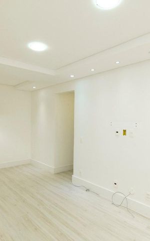 Apartamento à venda com 70m², 2 quartos e 1 vaga Apartamento à venda com 70m², 2 quartos e 1 vagaSala