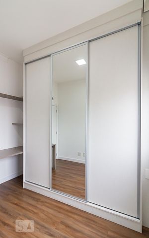 Apartamento à venda com 106m², 3 quartos e 2 vagasQuarto 1 - armário