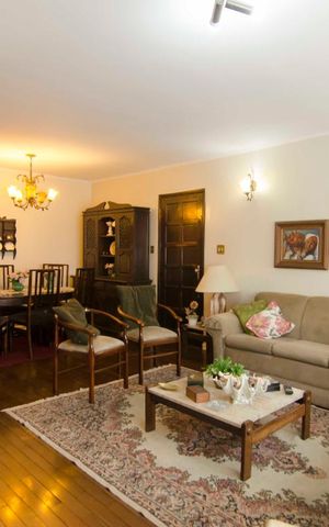 Casa à venda com 201m², 3 quartos e 4 vagasSala