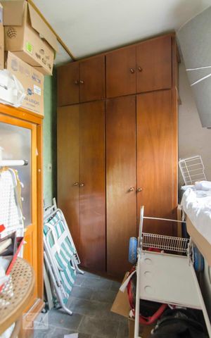 Casa à venda com 201m², 3 quartos e 4 vagasQuarto de serviço