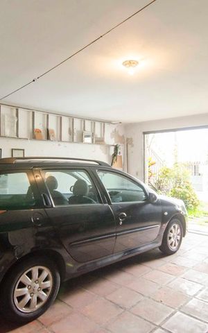 Casa à venda com 201m², 3 quartos e 4 vagasGaragem