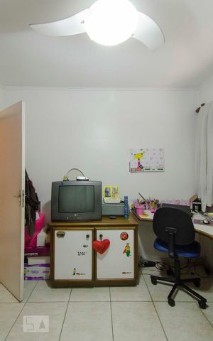 Casa à venda com 201m², 3 quartos e 4 vagasQuarto 2