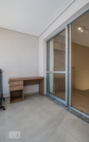 Apartamento à venda com 63m², 1 quarto e 2 vagas Apartamento à venda com 63m², 1 quarto e 2 vagasVaranda Suíte