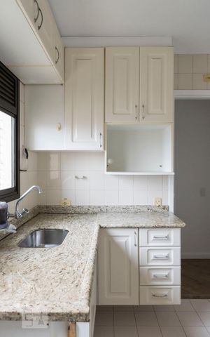 Apartamento à venda com 65m², 2 quartos e 2 vagasCozinha