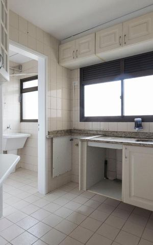 Apartamento à venda com 65m², 2 quartos e 2 vagasCozinha