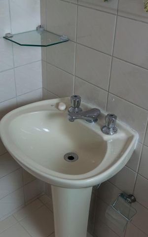 Apartamento à venda com 65m², 2 quartos e 2 vagasBanheiro social