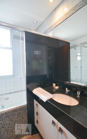 Apartamento para alugar com 71m², 1 quarto e 2 vagasBanheiro suíte