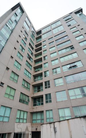Apartamento para alugar com 71m², 1 quarto e 2 vagasFachada interna