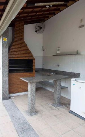 Apartamento à venda com 172m², 3 quartos e 1 vaga Apartamento à venda com 172m², 3 quartos e 1 vagachurrasqueira