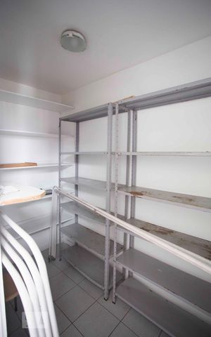 Apartamento à venda com 172m², 3 quartos e 1 vaga Apartamento à venda com 172m², 3 quartos e 1 vagaquarto de serviço