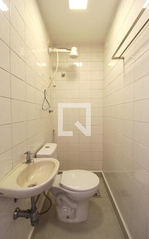 Apartamento para alugar com 110m², 3 quartos e 2 vagasBanheiro de Serviço