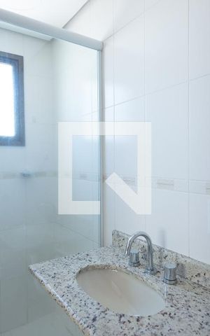 Apartamento à venda com 65m², 2 quartos e 1 vaga Apartamento à venda com 65m², 2 quartos e 1 vagaBanheiro da Suíte