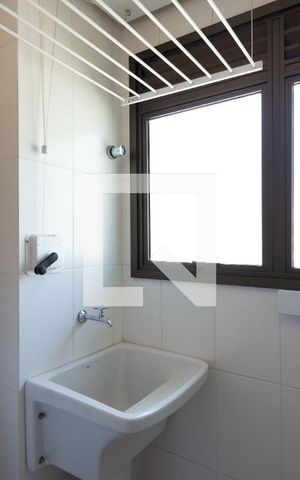 Apartamento à venda com 65m², 2 quartos e 1 vaga Apartamento à venda com 65m², 2 quartos e 1 vagaÁrea de Serviço