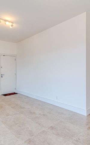 Apartamento para alugar com 81m², 2 quartos e 2 vagas Apartamento para alugar com 81m², 2 quartos e 2 vagasSala