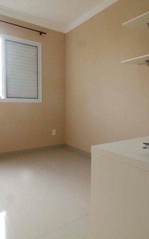 Apartamento para alugar com 67m², 3 quartos e 1 vagaQuarto 2
