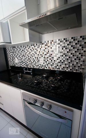 Apartamento para alugar com 67m², 3 quartos e 1 vagaDetalhe da cozinha