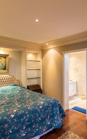 Apartamento à venda com 340m², 4 quartos e 4 vagasSuíte 4