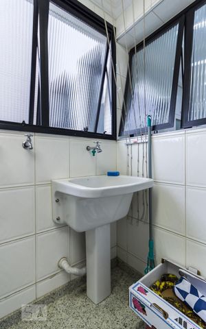 Apartamento à venda com 340m², 4 quartos e 4 vagasÁrea de serviço