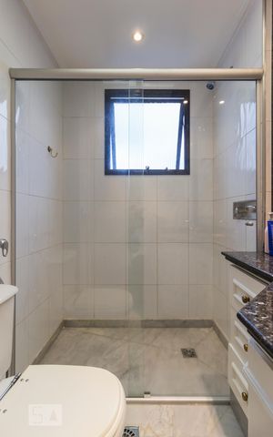 Apartamento à venda com 340m², 4 quartos e 4 vagasBanheiro suíte 2