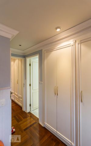 Apartamento à venda com 340m², 4 quartos e 4 vagasSuíte 3