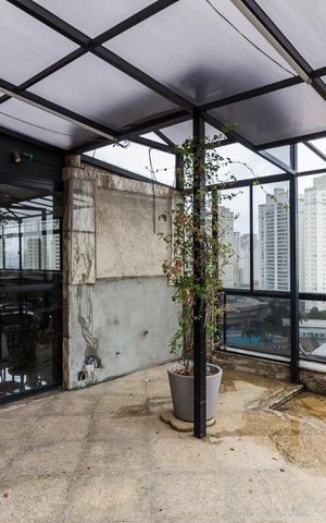 Apartamento à venda com 340m², 4 quartos e 4 vagasVaranda