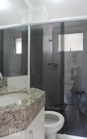 Apartamento à venda com 75m², 3 quartos e 2 vagas Apartamento à venda com 75m², 3 quartos e 2 vagasBanheiro