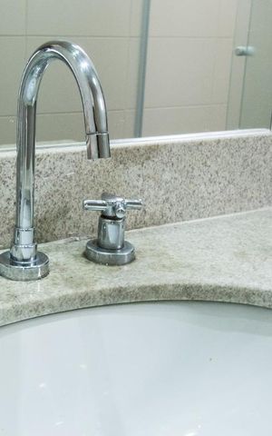 Apartamento à venda com 130m², 4 quartos e 2 vagasTorneira da Suíte 2