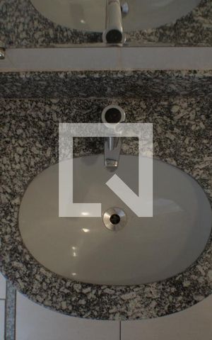 Apartamento para alugar com 68m², 2 quartos e 2 vagas Apartamento para alugar com 68m², 2 quartos e 2 vagasBanheiro Social