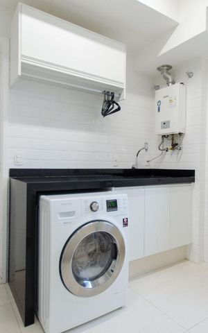 Apartamento para alugar com 121m², 3 quartos e 2 vagas Apartamento para alugar com 121m², 3 quartos e 2 vagasÁrea de serviço