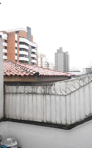 Studio para alugar com 30m², 1 quarto e sem vaga Studio para alugar com 30m², 1 quarto e sem vagaVista