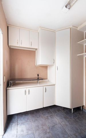 Casa à venda com 96m², 2 quartos e 2 vagasQuarto de serviço