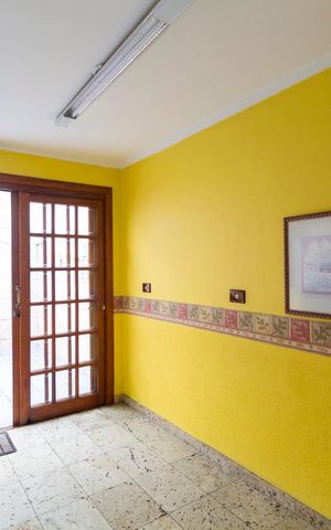 Casa à venda com 96m², 2 quartos e 2 vagasCozinha