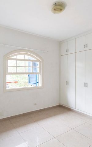 Casa à venda com 96m², 2 quartos e 2 vagasQuarto 1