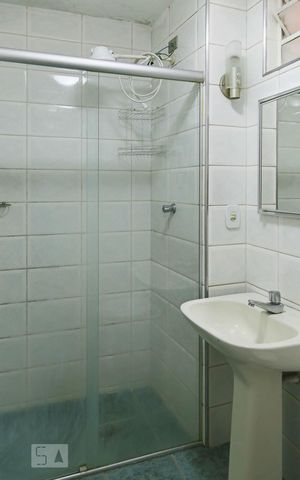 Apartamento à venda com 70m², 3 quartos e 1 vaga Apartamento à venda com 70m², 3 quartos e 1 vagaBanheiro